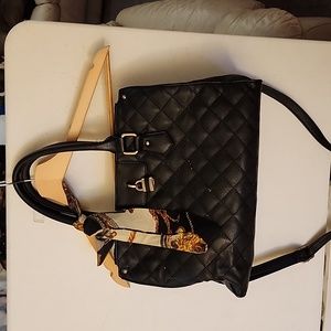 Medium Black Stachel